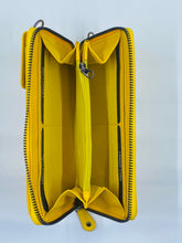 Load image into Gallery viewer, Full Grain Leather Mobile Phone Bag